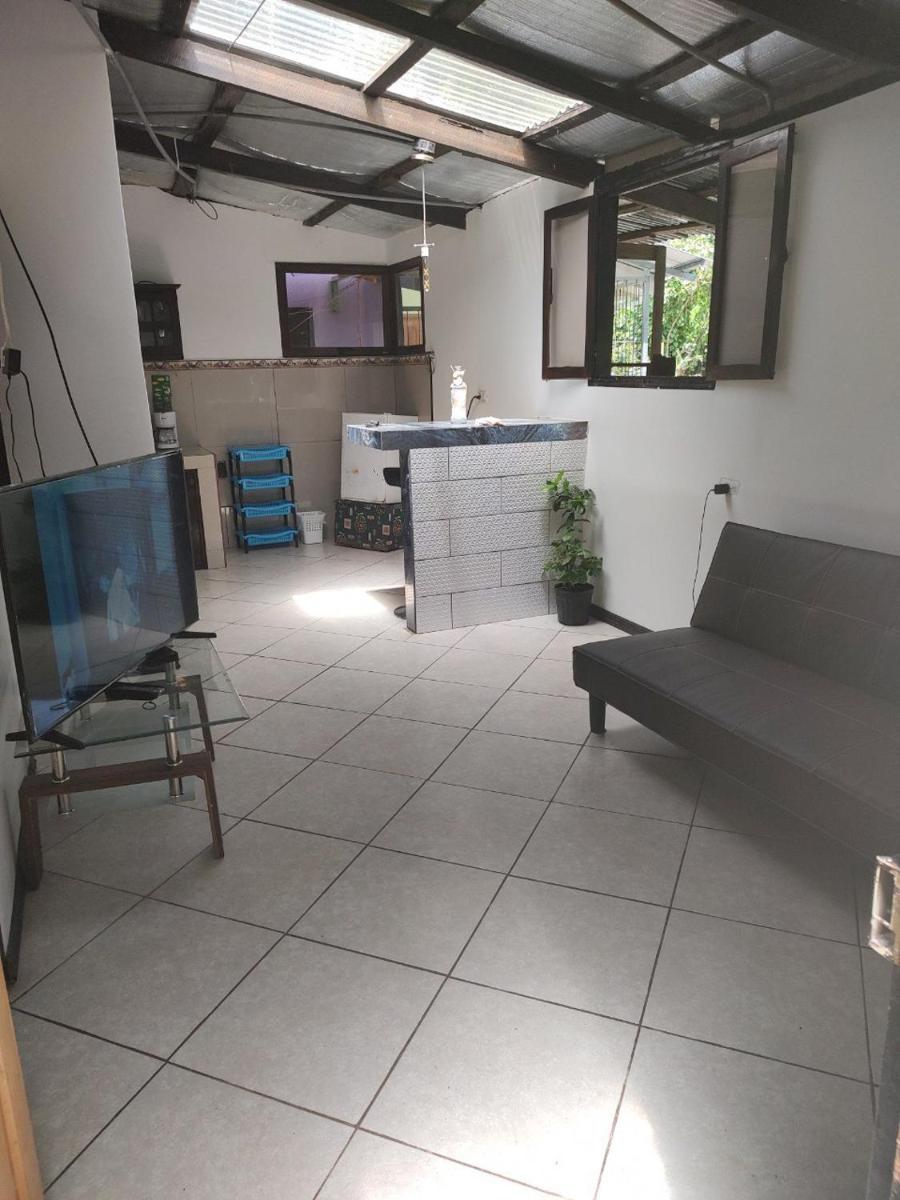 Suitetrails - Apartment near Tortuguero with parking