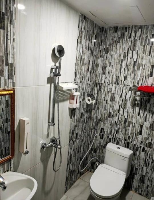 Rit's Garden Residence Ciputra - Housity