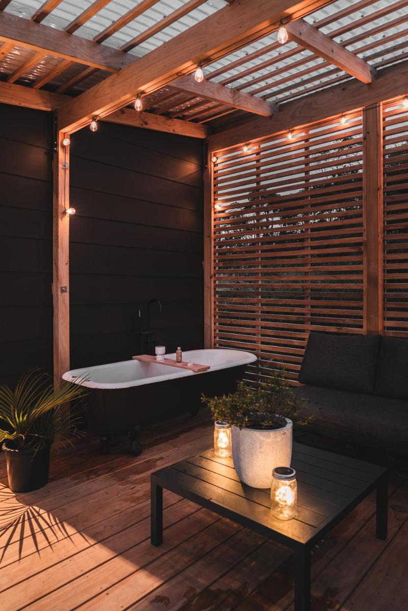 Koa Cabin Hahei - Housity