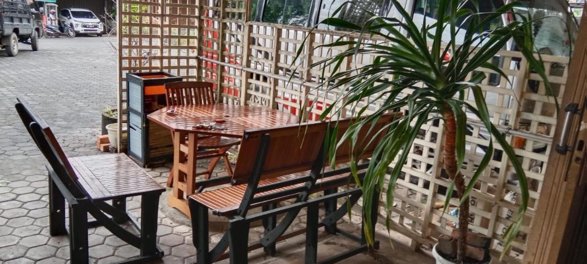 The Clover Bed & Breakfast - Housity