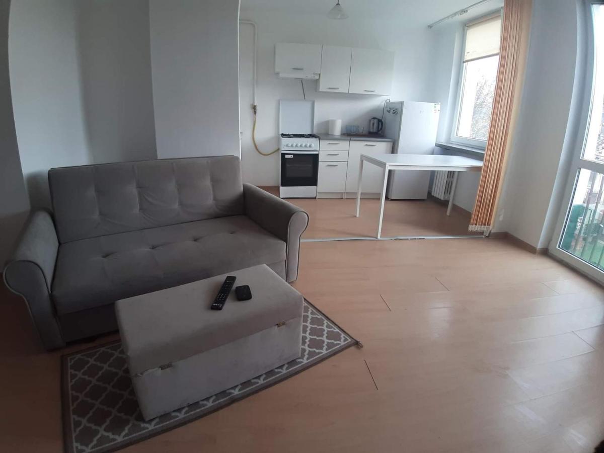 Mieszkanie na doby (IIpokoje) - Housity