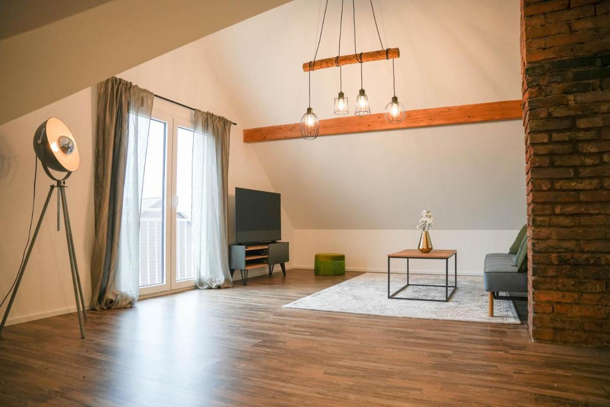 Suitetrails - Modernes Loft in Ramstein - mit Sauna & TLA