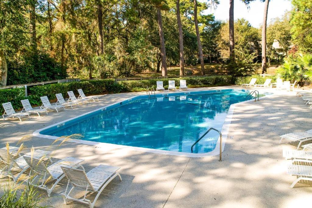 Suitetrails - 2365 Racquet Club 2 BR Condo Sea Pines