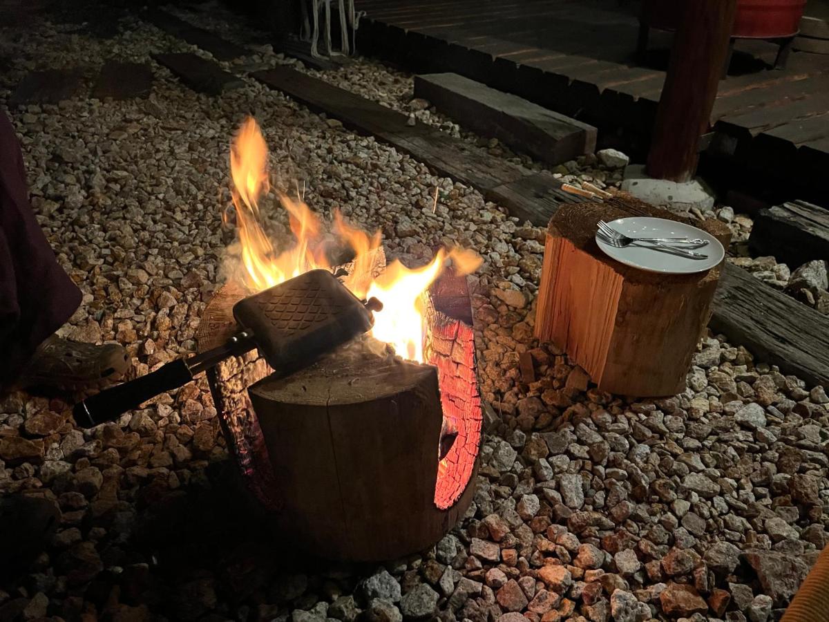 吉野 古民家一棟貸しの体験型ゲストハウスKuraKura テントサウナにBBQに薪割り体験可能 - Housity