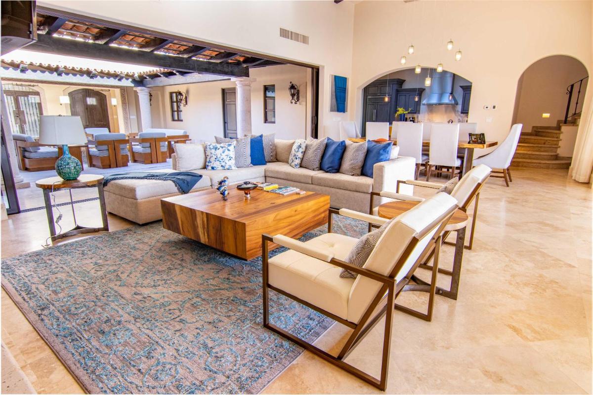 Suitetrails - Special! 2500night for Diamante Lux 5 Bed Villa with Top AmenitiesPrivate Driver Lux Golf Cart!