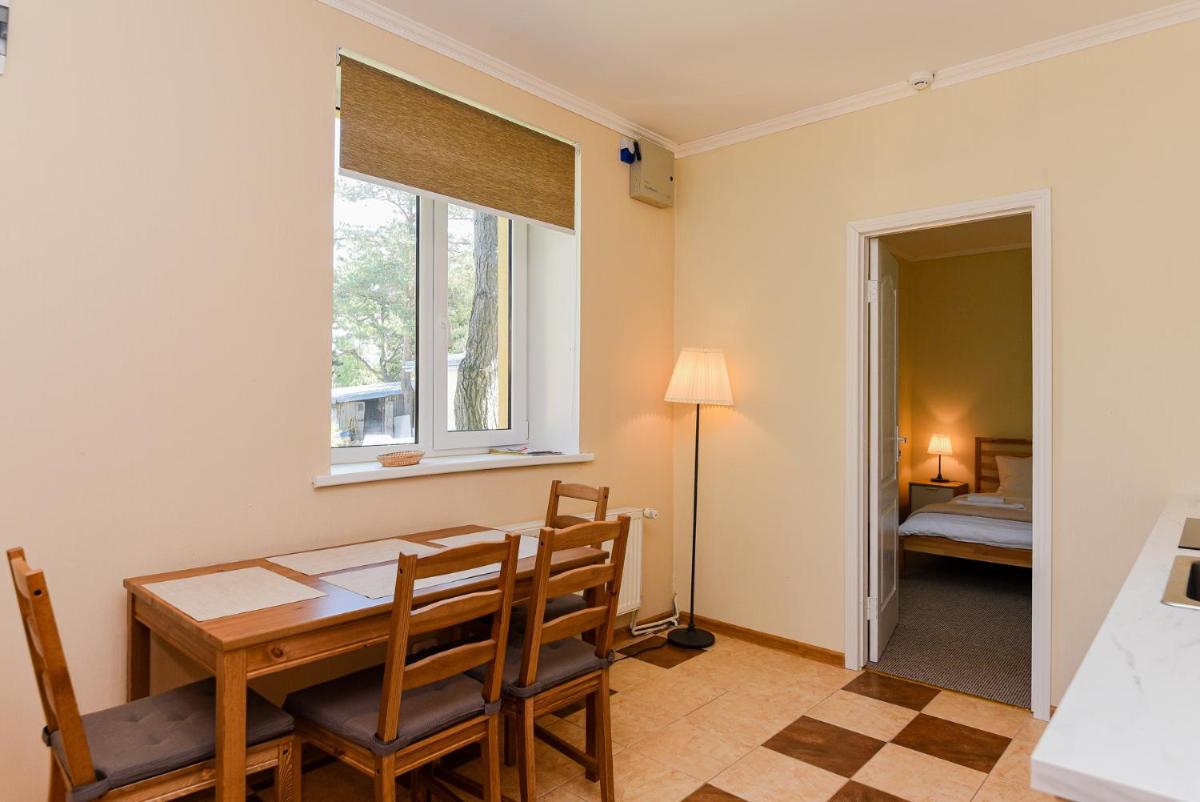 Viesu nams "Svīre-10" - Housity