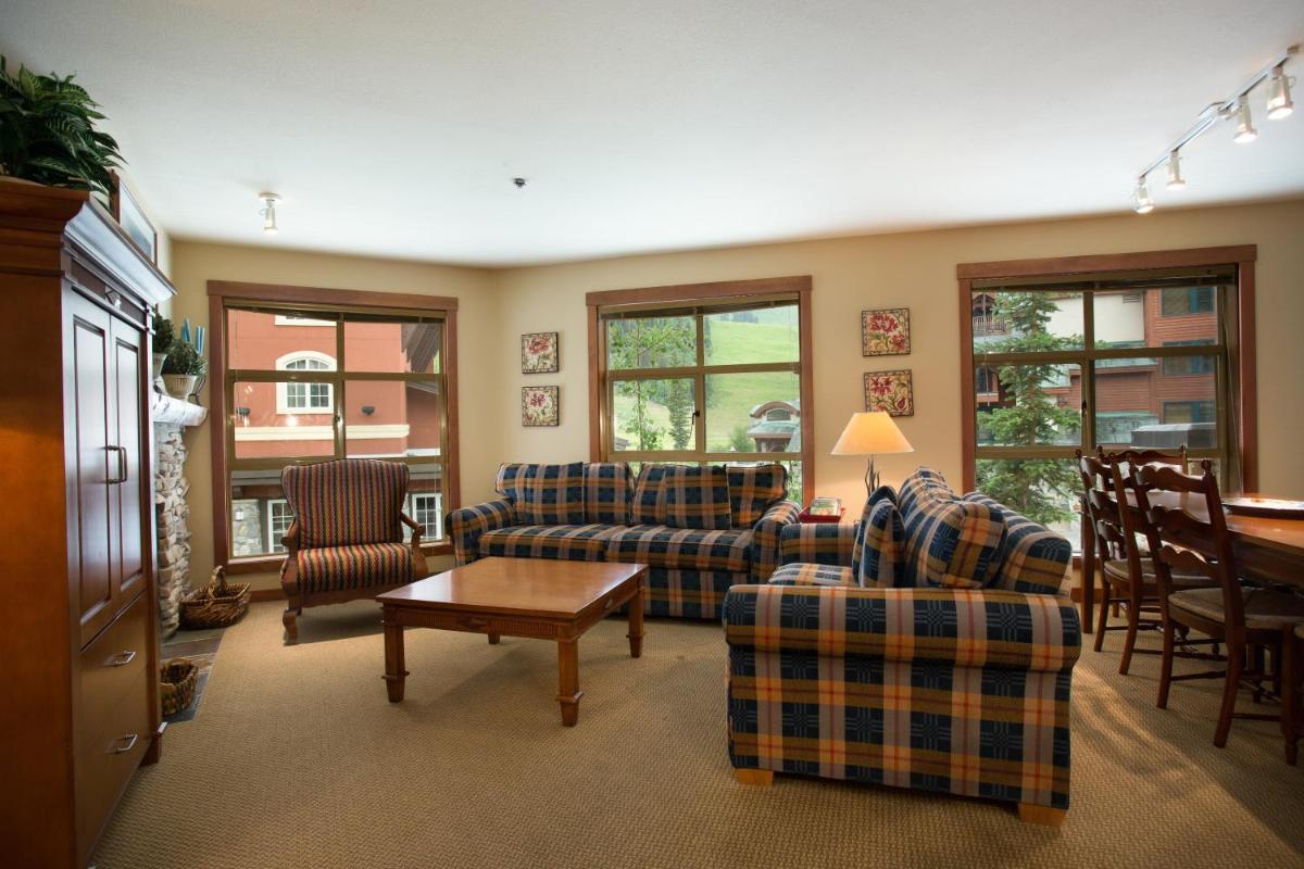 3221 - Three Bedroom Standard Powderhorn Lodge condo - Housity