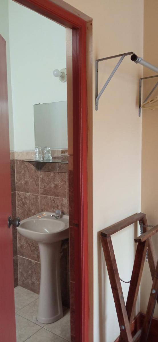 Motel Sahara Suites - Housity