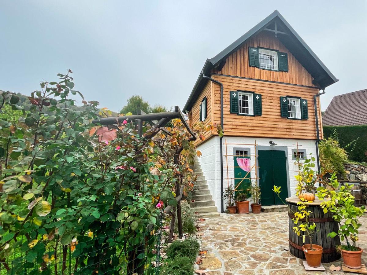 Blütenstöckl - Housity