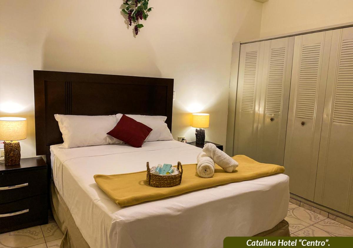 Catalina Hotel - Centro Osicala - Housity