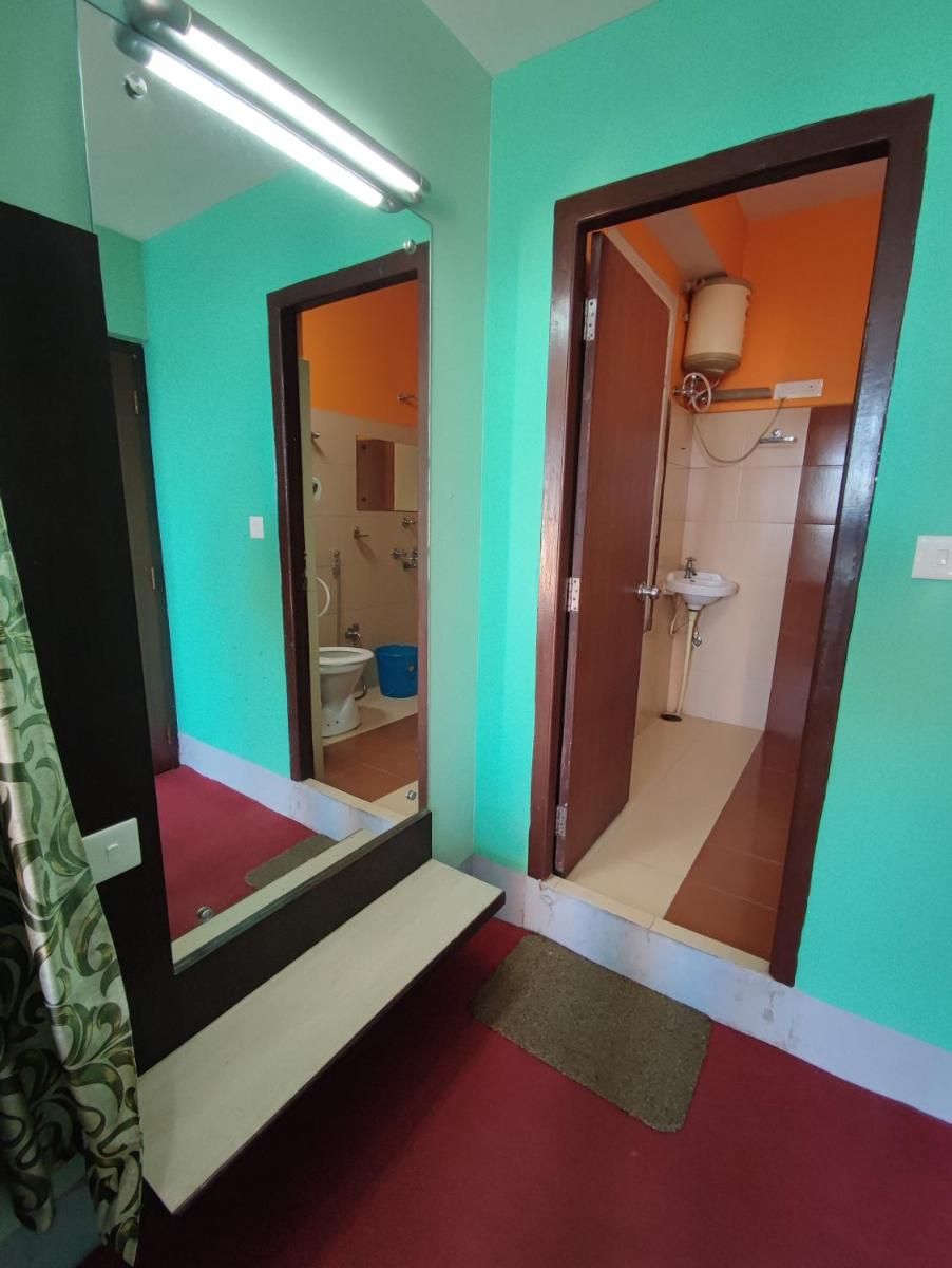 Hotel La Casa - Housity