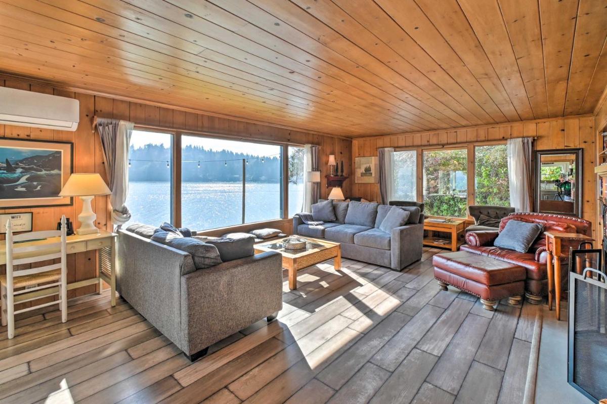 Waterfront Olympia Home with Private Beach and Kayaks! - Housity