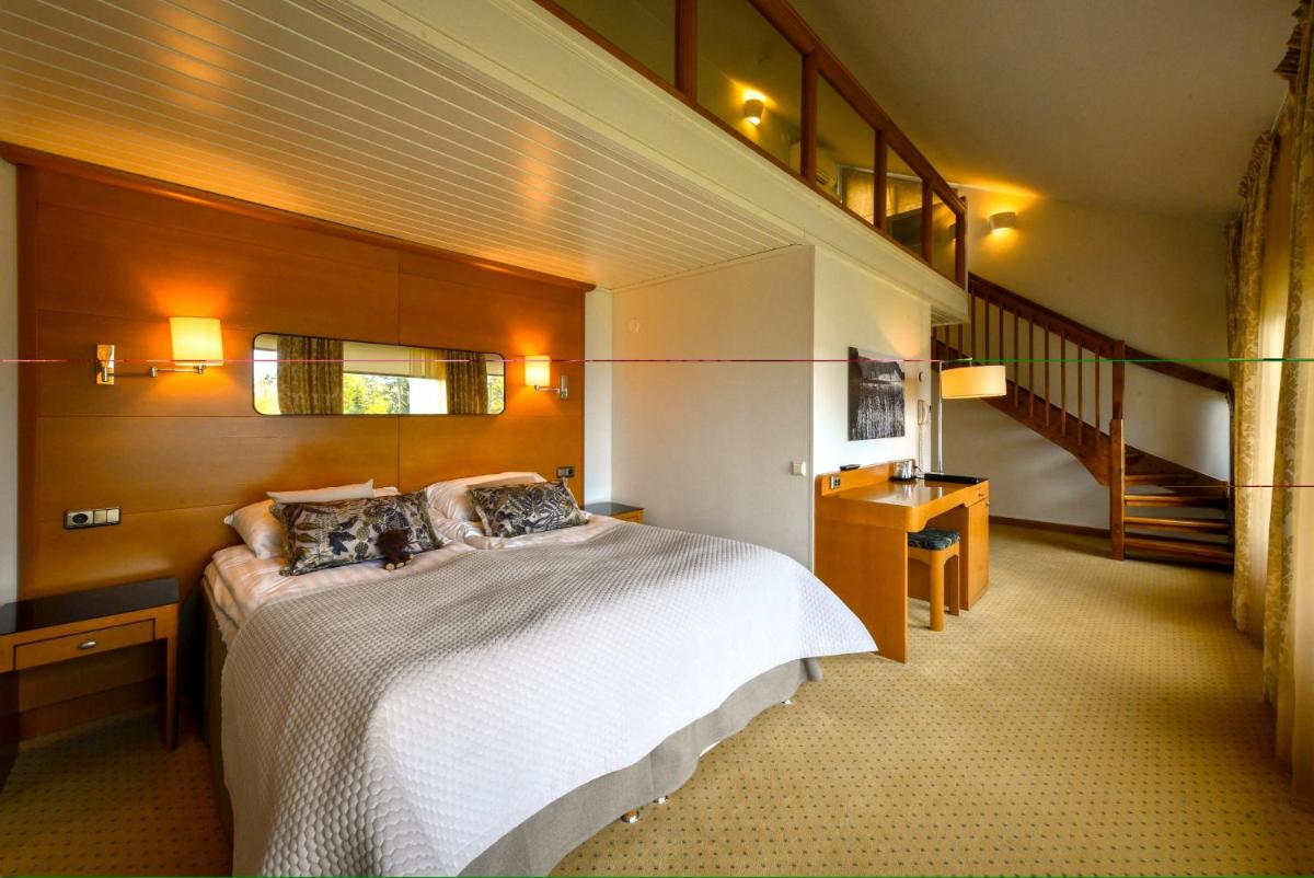 Hotel Aateli Lakeside - Housity