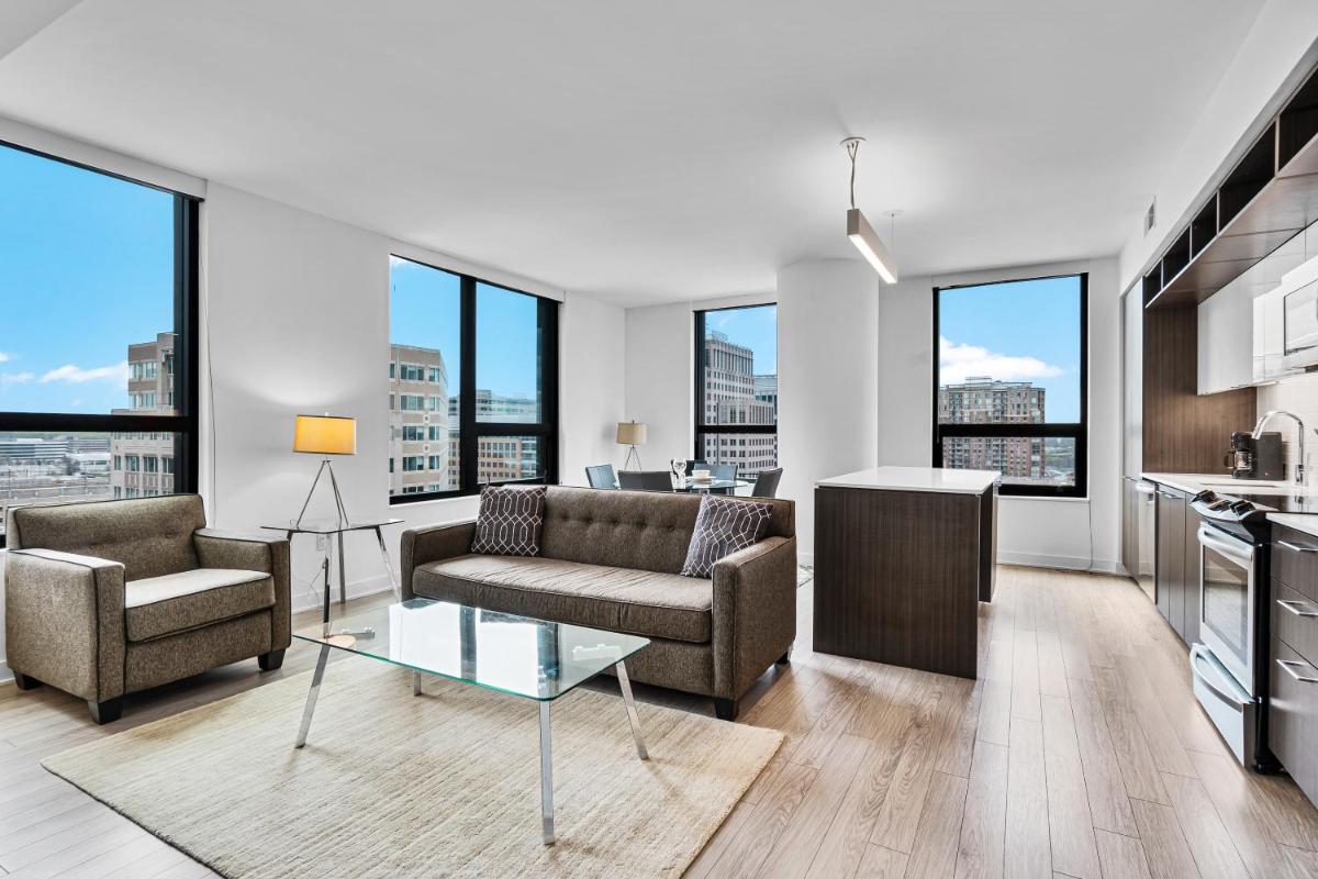 Global Luxury Suites at Reston Town Center - Housity