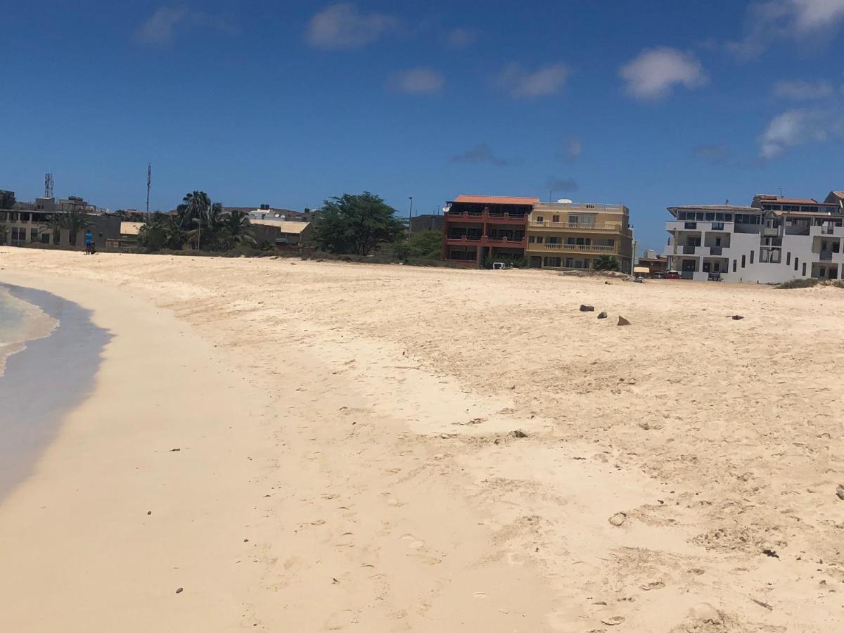 Ca Julie - Large beach house with sea view - Housity