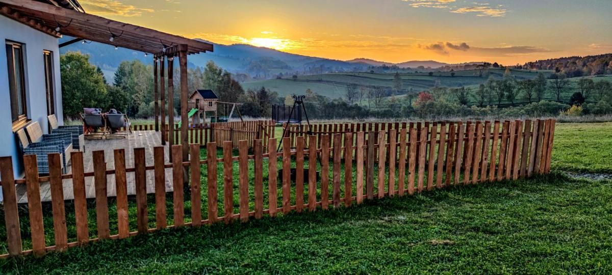 Pastelova Krova - domki w Bieszczadach - Housity