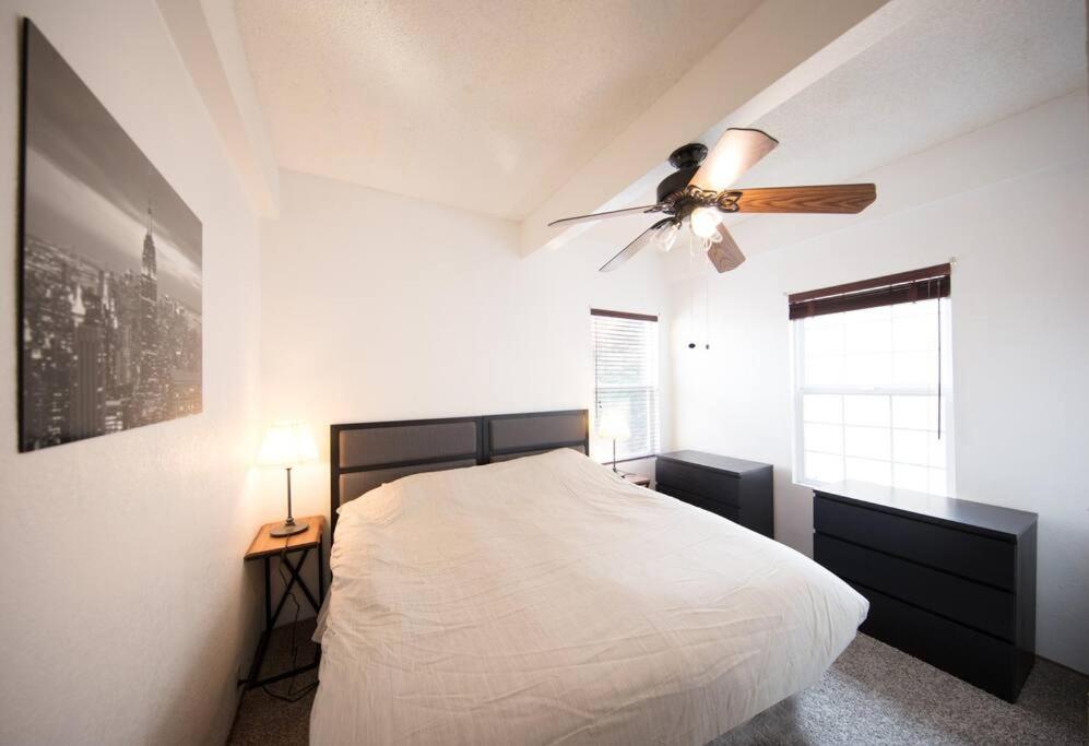 All New Large House On A Hill 15 Min Walk 2 Bart - Housity
