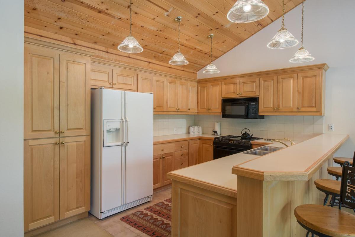 JHRL - Teton Pines Townhome #21 - Housity