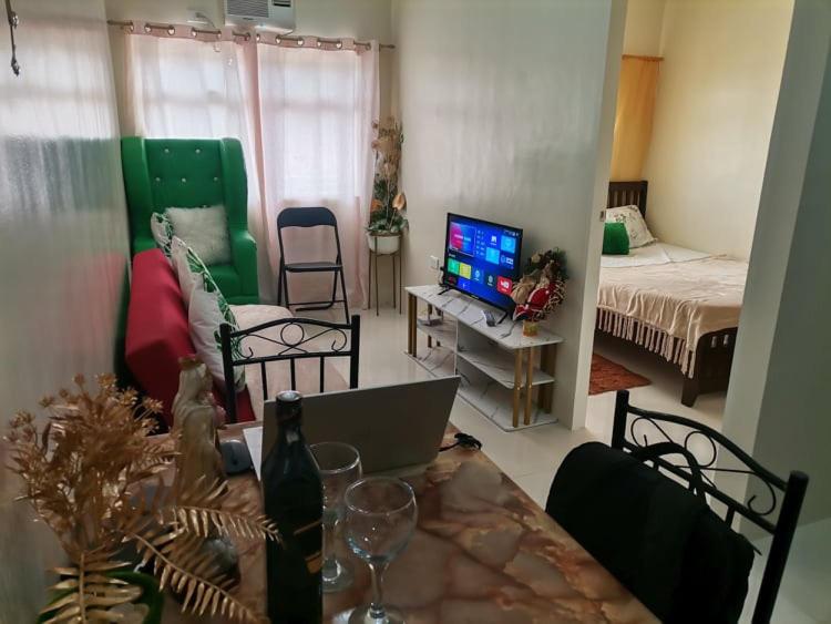 K&C's Place Fully furnished Condo Unit - Housity