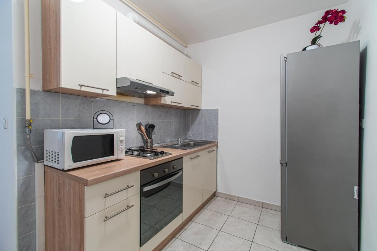 Flexible SelfCheckIns 34 - Zagreb - Parking - Big Loggia - New - Housity