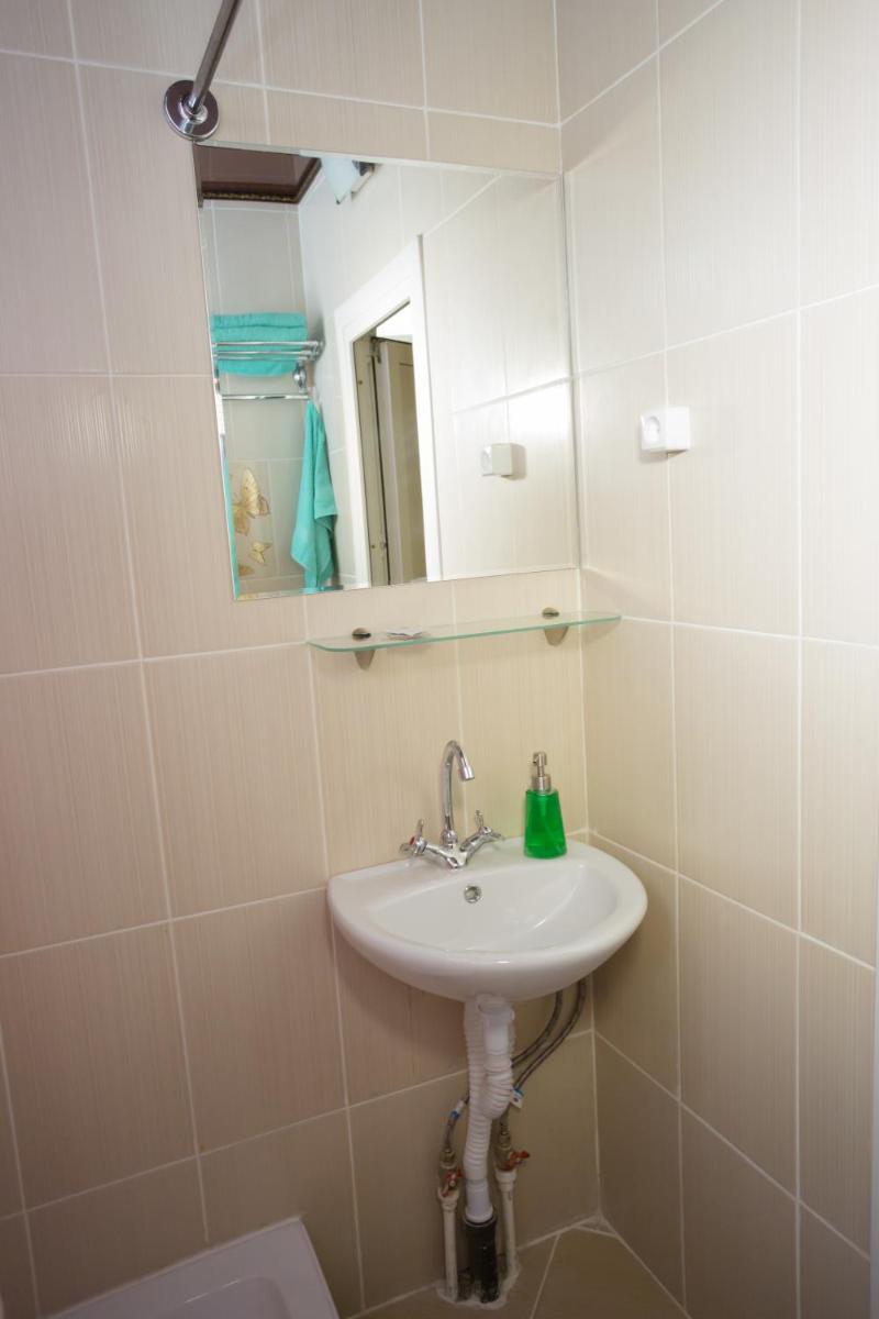 Naberezhnaya Inn - Housity