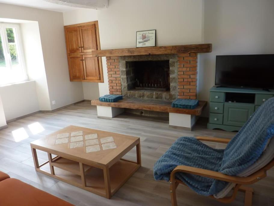 Maison rénovée dans le bocage Normand - Housity