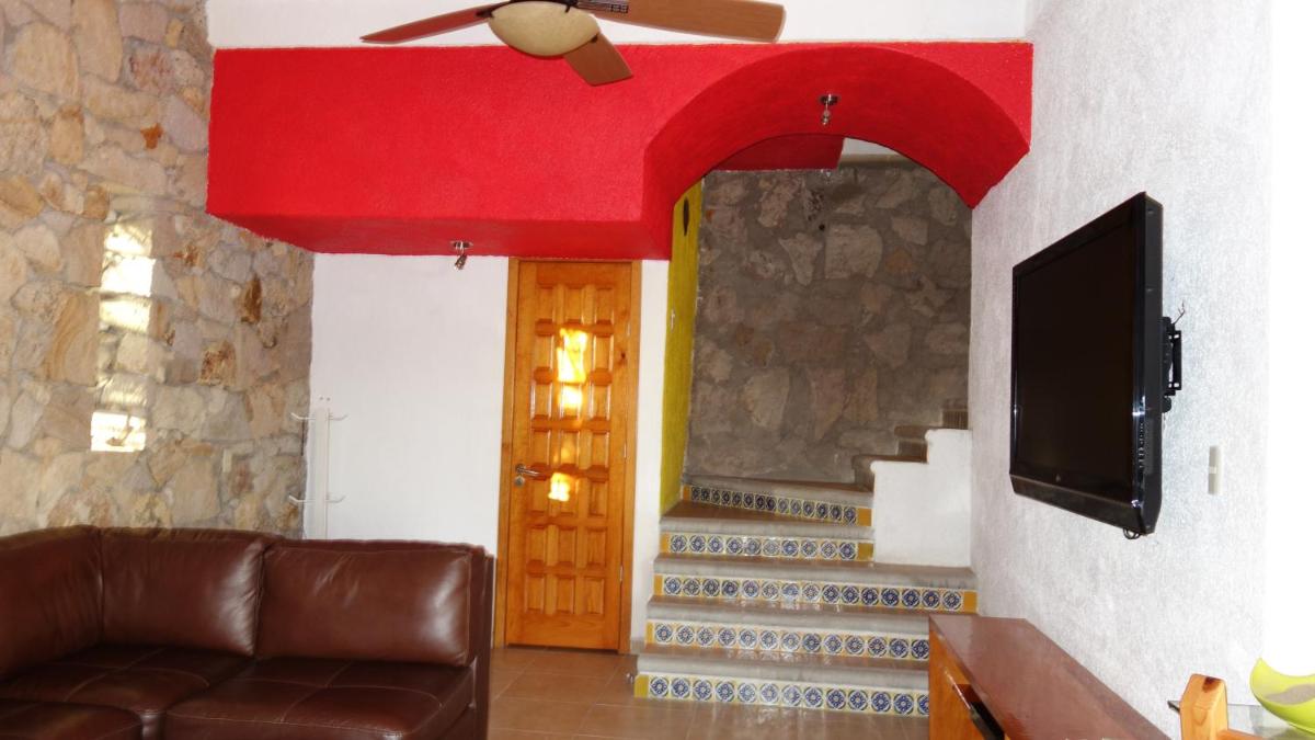 Suitetrails - Casa de Piedra. Tequesquitengo