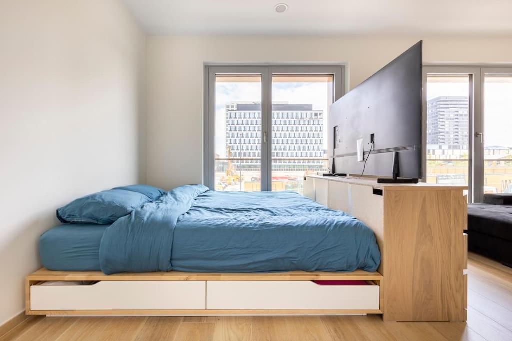 Modern Apartment near PwC & Deloitte & Cloche d’Or Mall - Housity