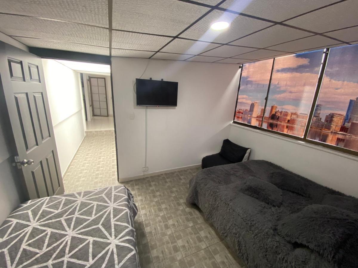 Viveros 2 hab cerca al cable, traquilo y familiar - Housity