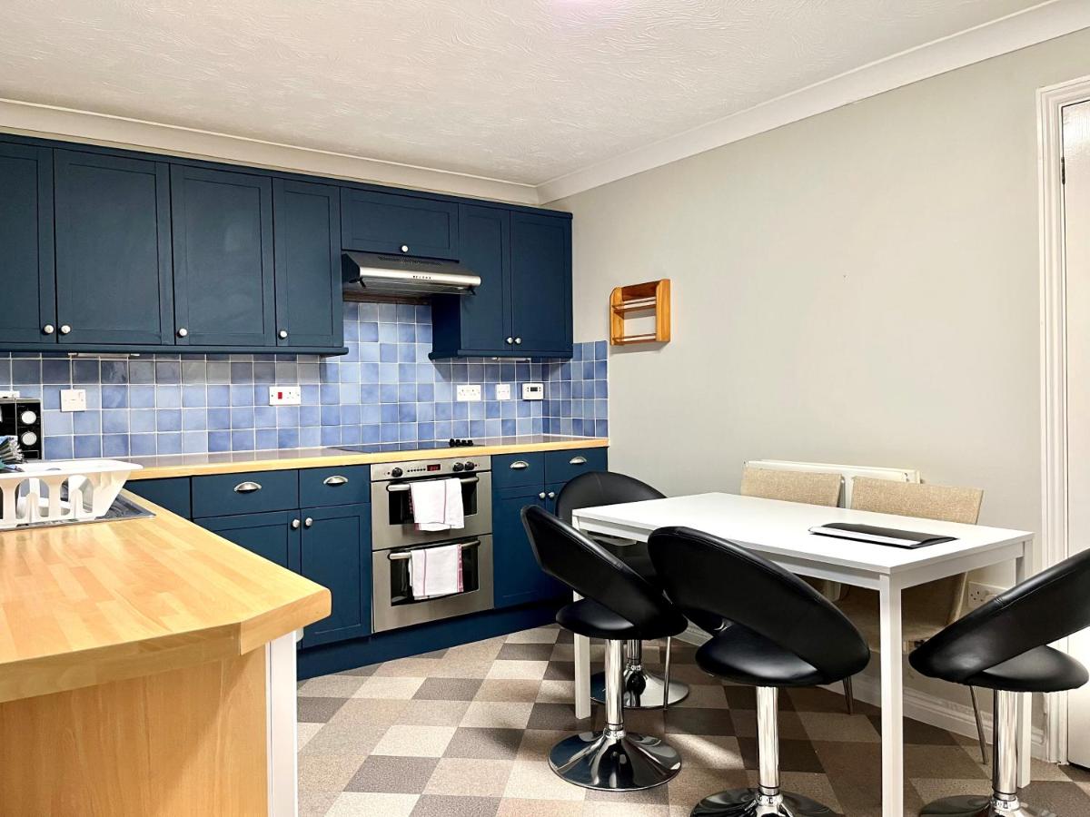 Detached 4 Bedroomed House in Milton Keynes - Housity