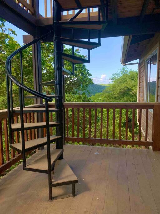 Lila loft- Private one floor bedroom &free parking - Housity