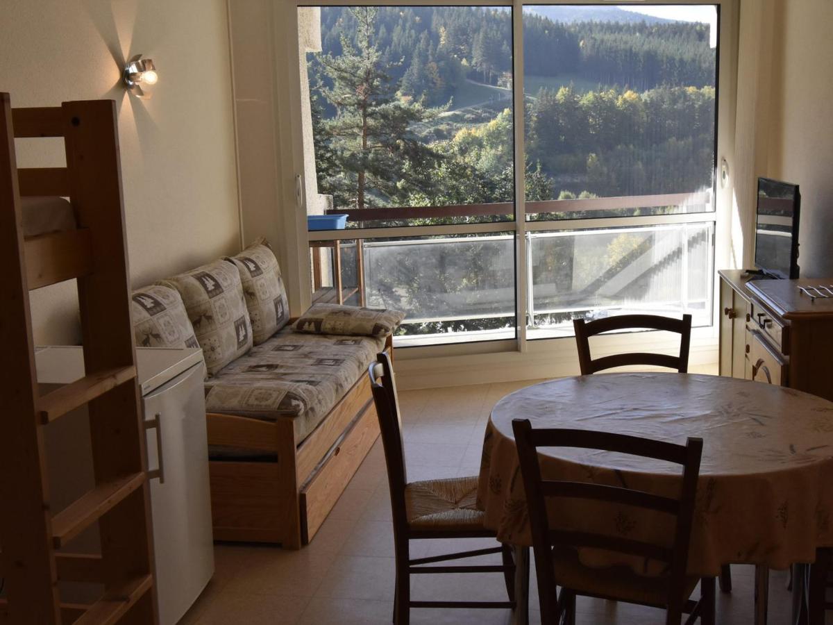 Studio pour 4 à Villard-de-Lans, exposé sud, au pied des pistes - FR-1-689-70 - Housity