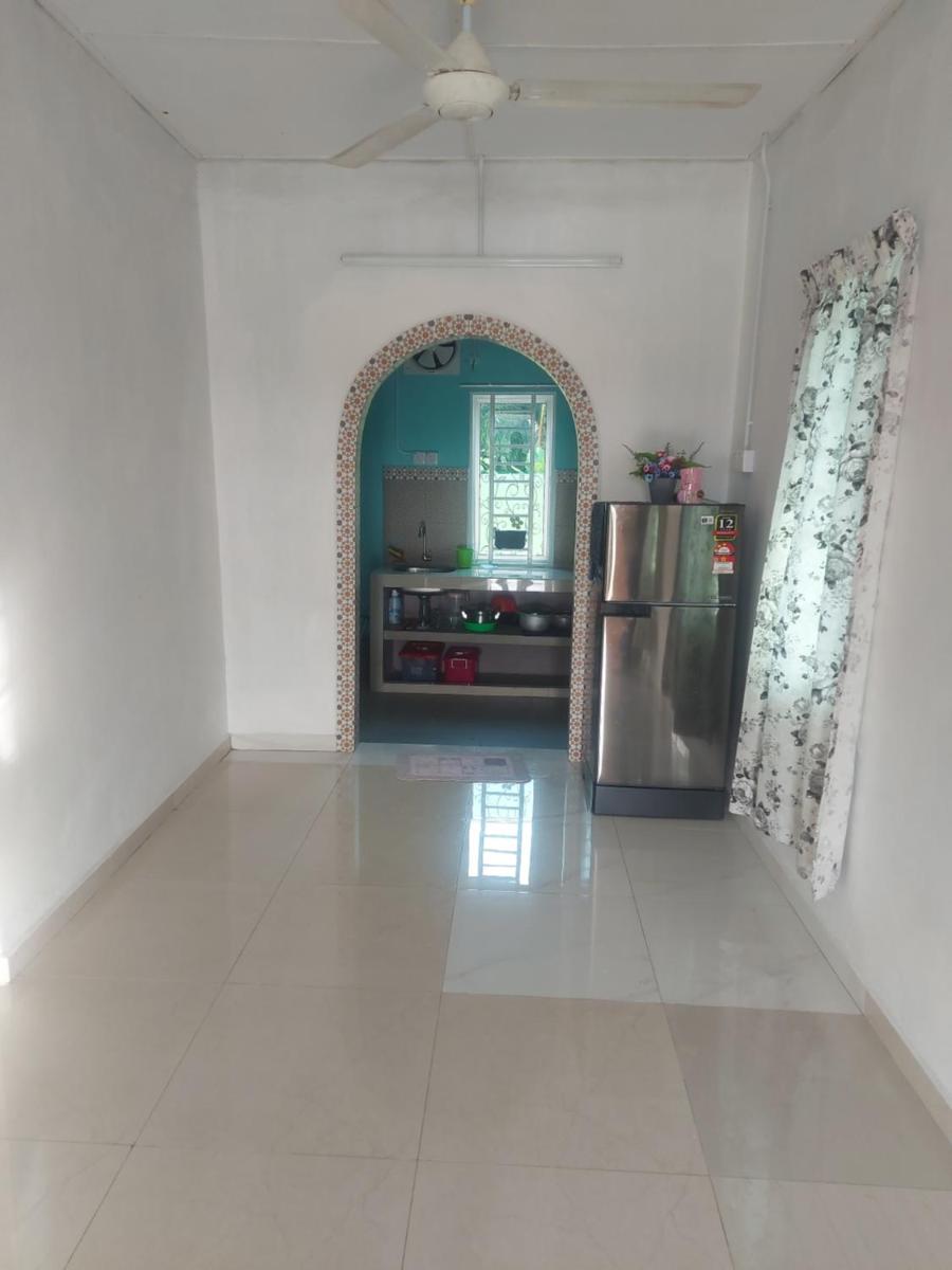 Panorama Homestay Lambor Kanan - Housity