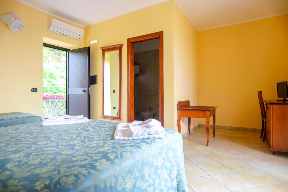 Villaggio Hotel Lido San Giuseppe - Housity