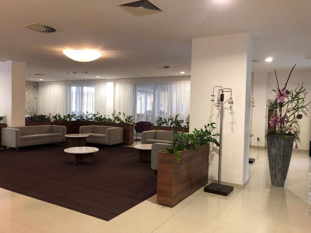 Suitetrails - Hotel Saffron