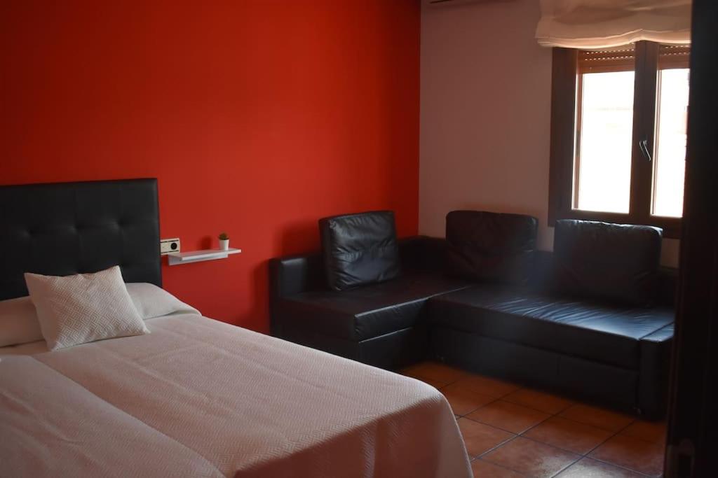 Suitetrails - Vivienda con piscina, gimnasio y cocina campera