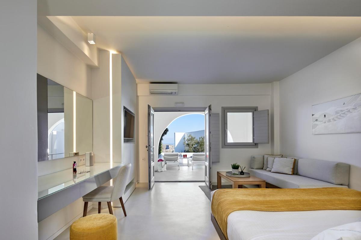 Alti Santorini Suites - Caldera View - Housity