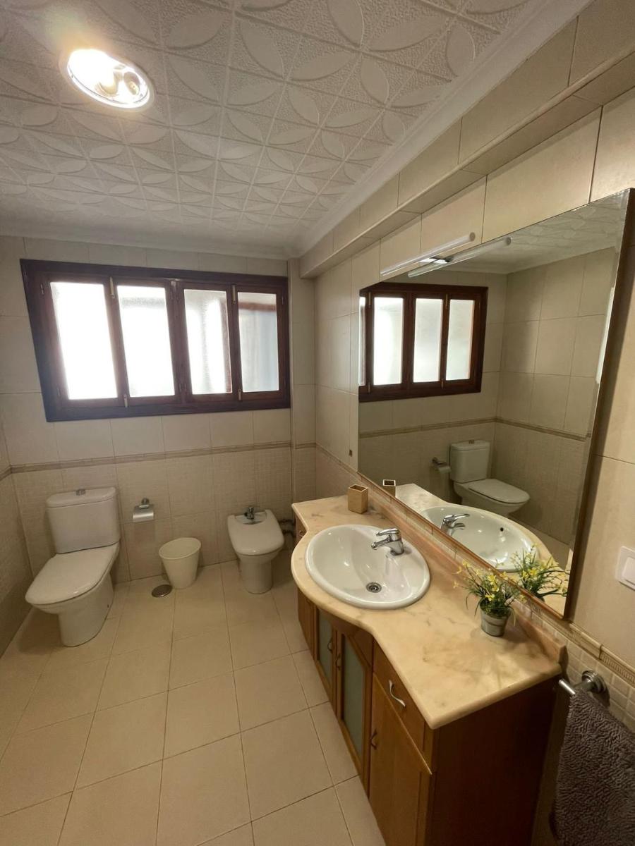Gran apartamento con la playa a 2 kilómetros para familias - Housity
