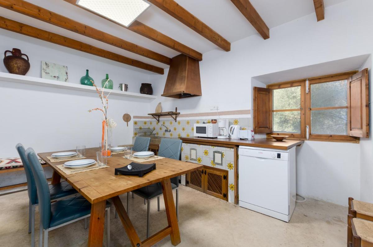 YourHouse Llampi, quiet villa in the countryside with private pool - Housity