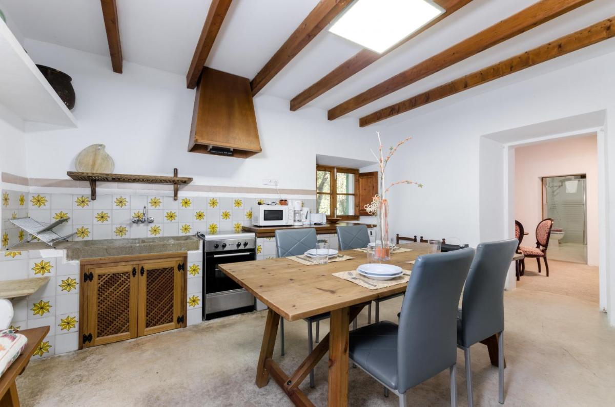 YourHouse Llampi, quiet villa in the countryside with private pool - Housity