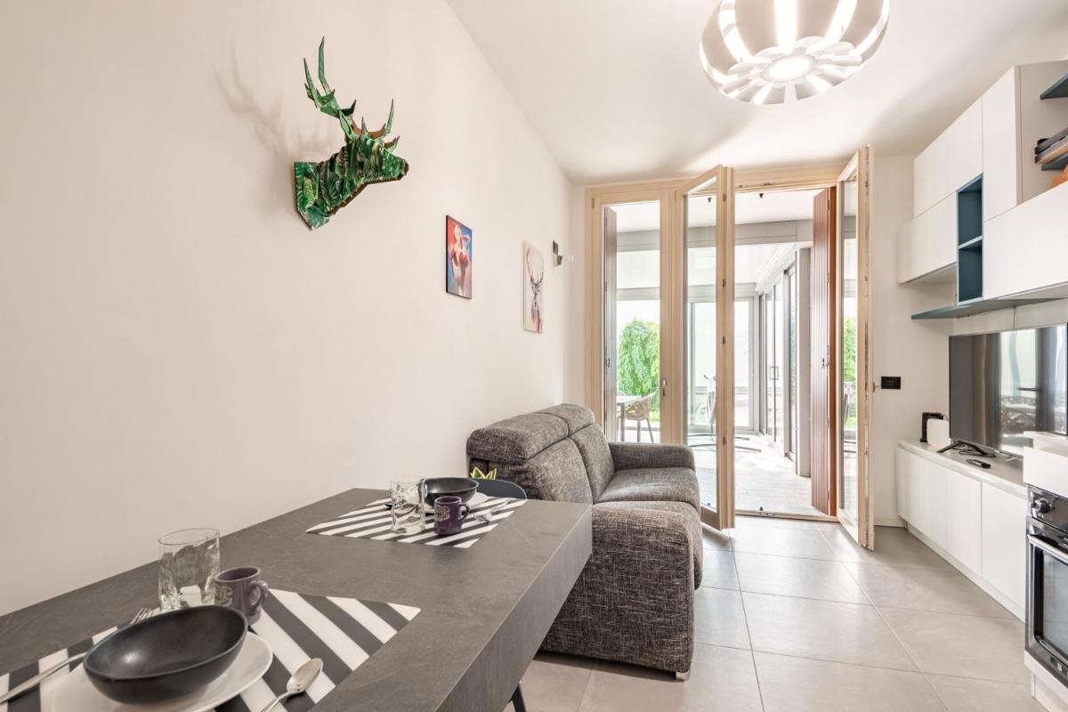 Renovated APT with Garden & Veranda! - Housity
