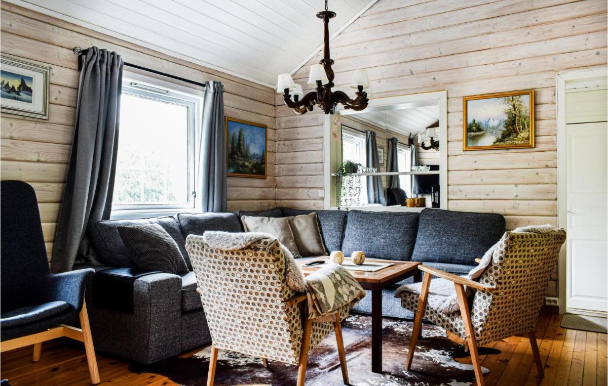 Awesome Home In Tonstad With Kitchen - Housity