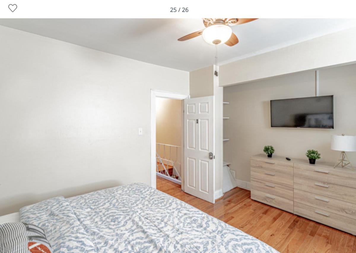 Private Master Bedroom for Rent W/ King Size Bed - Housity
