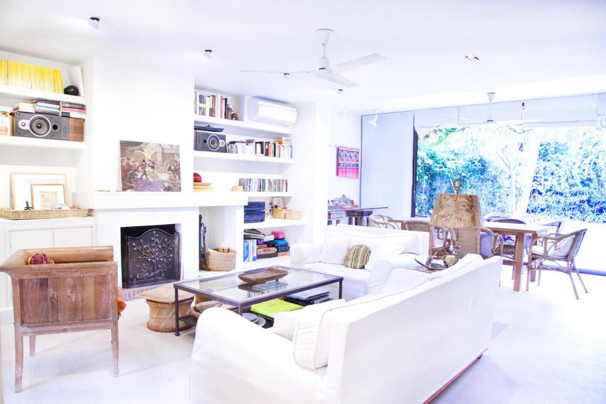 Chalet En Las Lomas De Sotogrande - Housity