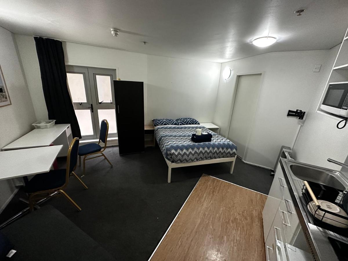 Columbia Apartments - Housity