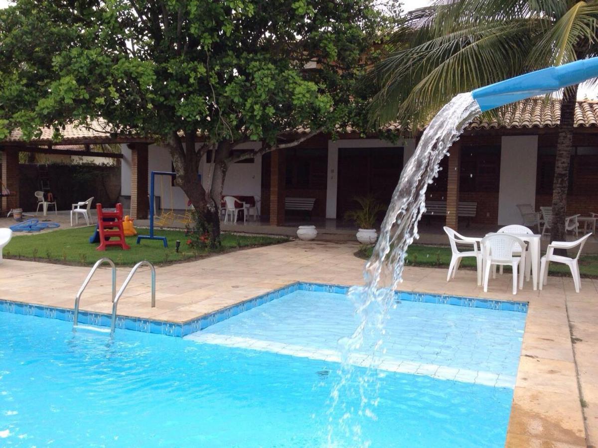 Casa com piscina na Praia do francês - Housity