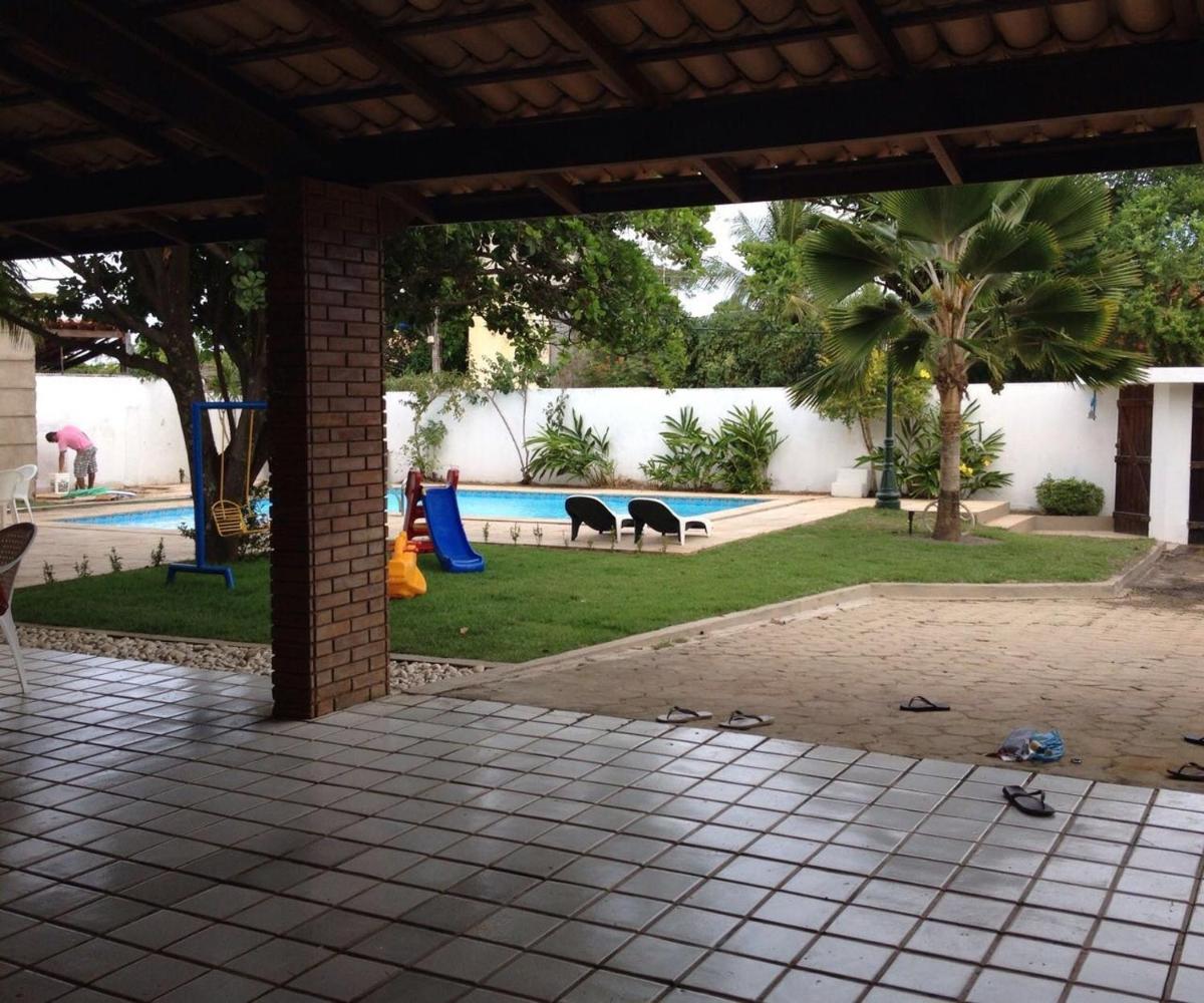 Casa com piscina na Praia do francês - Housity