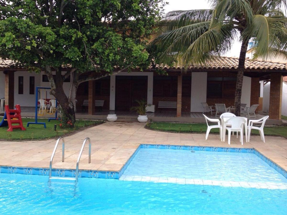 Casa com piscina na Praia do francês - Housity