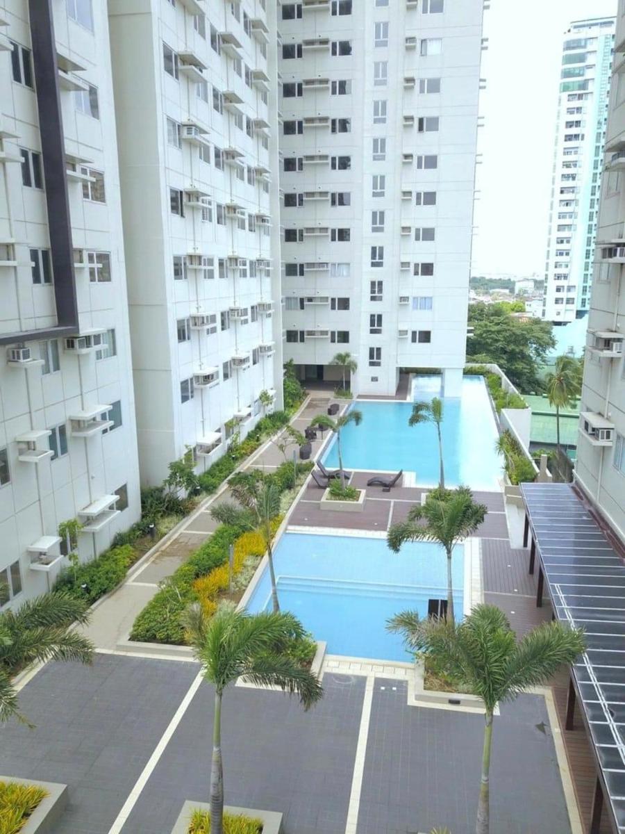 2-bedroom Condo, top floor with sunset view and pool access - Housity