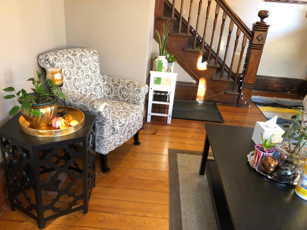 The Lodge Dog and Family Friendly 5 Bedrooms 13 guests 10 beds - Housity